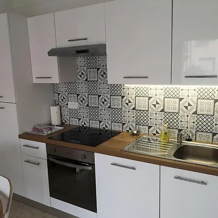 Appartement T1 Bis Renove Beau Coin Nuit, Belle Terrasse Ideal Festival Cannes