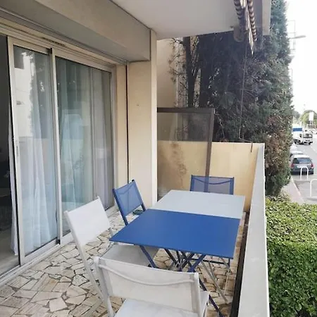 Appartement T1 Bis Renove Beau Coin Nuit, Belle Terrasse Ideal Festival Cannes
